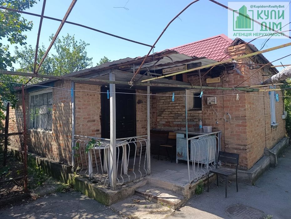 Продаж будинку на кущівці
