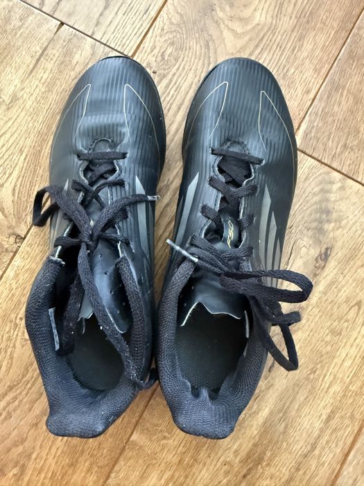 Buty piłkarskie Adidas Turfy TF