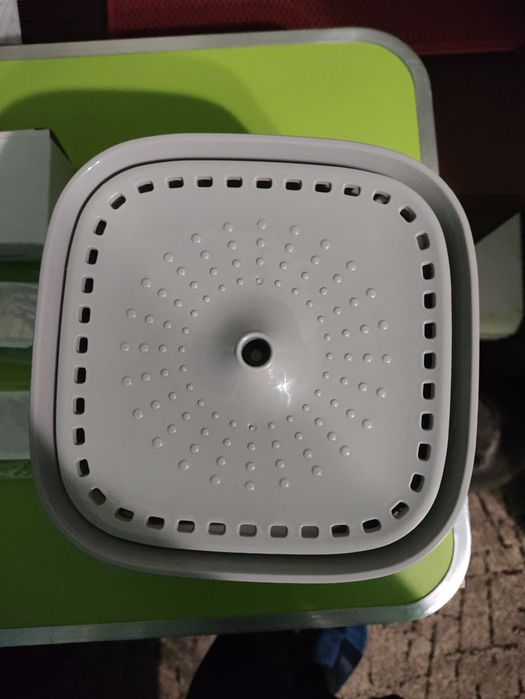 Автоматическая поилка фонтан для котов и собак 3 л