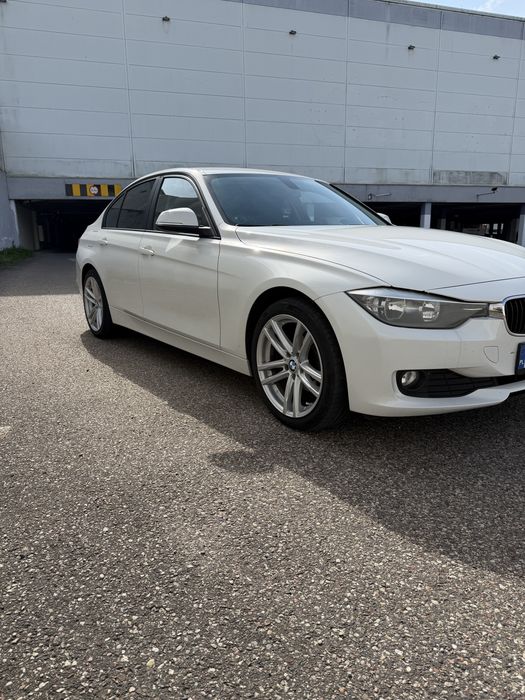 BMW seria 3 F30 318d