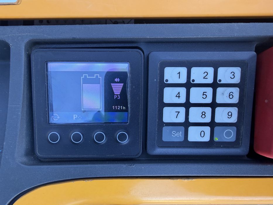 Електричний штабелер Jungheinrich EJC 110 Li-ion 290ZT  ідеальне рішення для вузьких проходів та високої інтенсивності.
