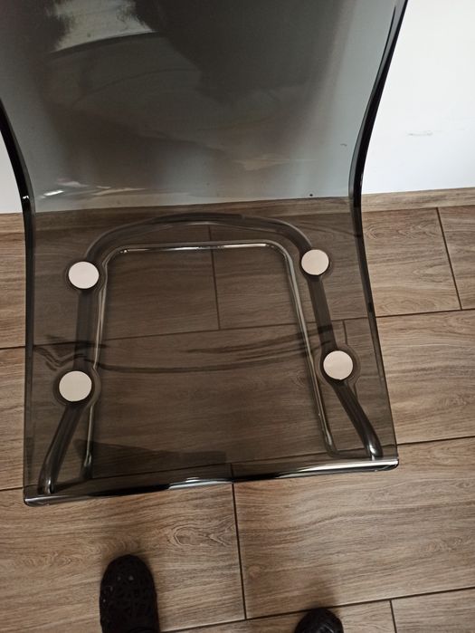 Krzesła kuchenne przezroczyste