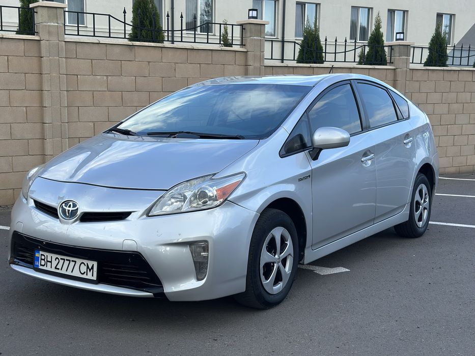 Toyota Prius U30 2013 рік