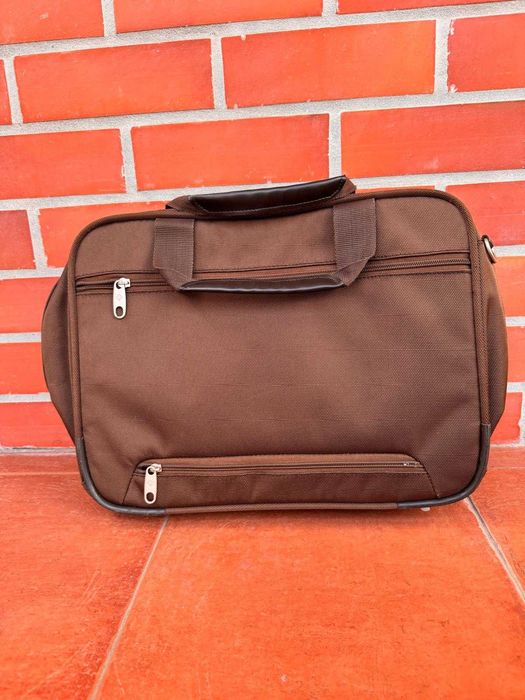 Bolsa castanha Samsonite para transporte de PC e documentos