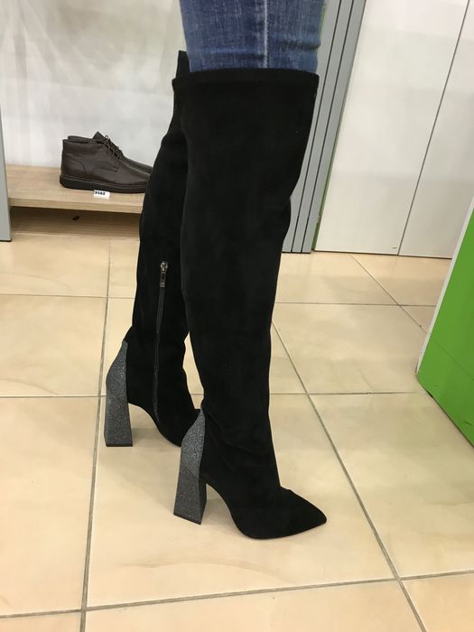 Ботфорти жіночі, розмір 36