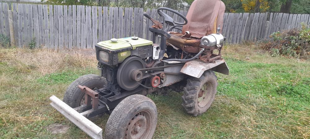 Трактор мотоблок Зубр 8 к.с.