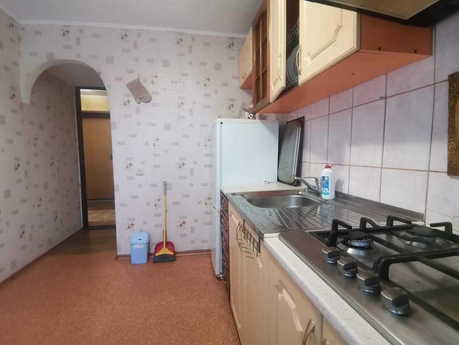 Продам 1-ком. квартиру в кирпичном доме Калиновая, С. Ковалевской.