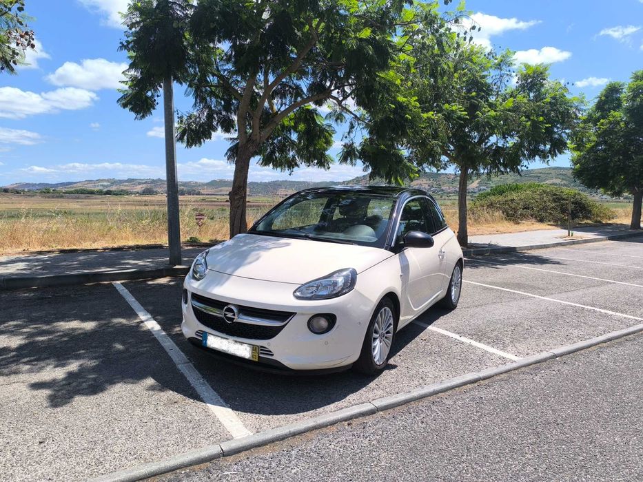 Opel Adam 1.0 Turbo 115 hp 6-Speed Manual Transmission in Good Condition