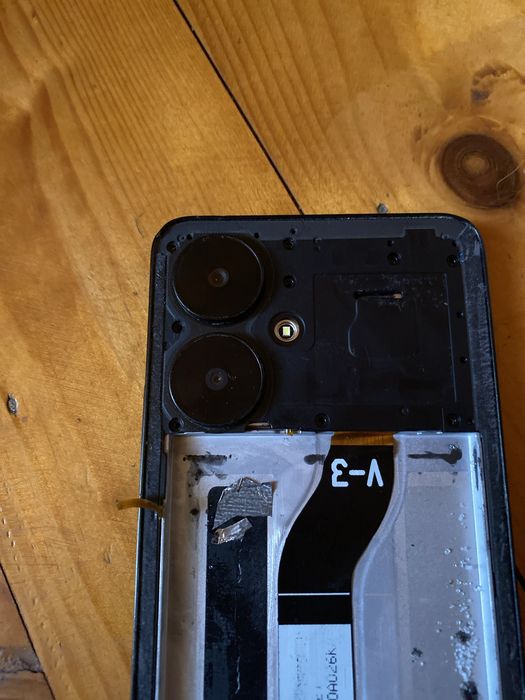 Маю на запчасті Redmi 13c