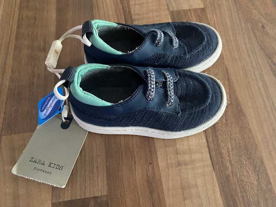 Buty/ kapcie Zara Baby r. 19