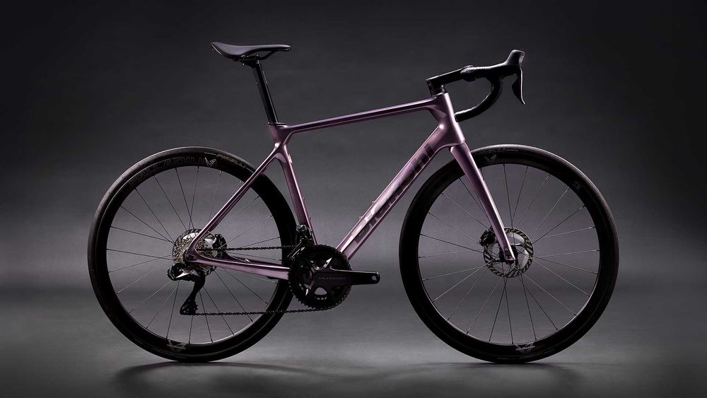 Nowy rower szosowy BIANCHI INFINITO ICR Disc 105 koła Carbon SuperCena