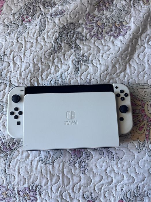 Nintendo Switch OLED Branca | Como Nova | Caixa Completa