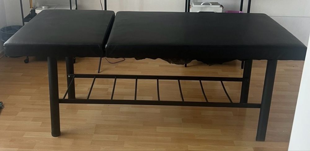 Стіл-кушетка для майстрів