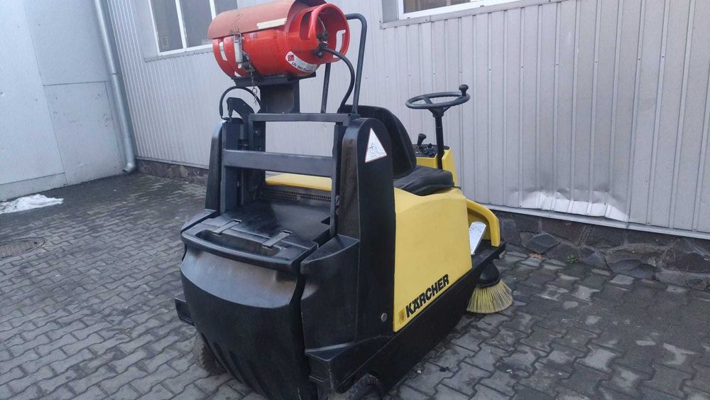 Zamiatarka KARCHER KMR 1250 LPG na gaz silnik HONDA
