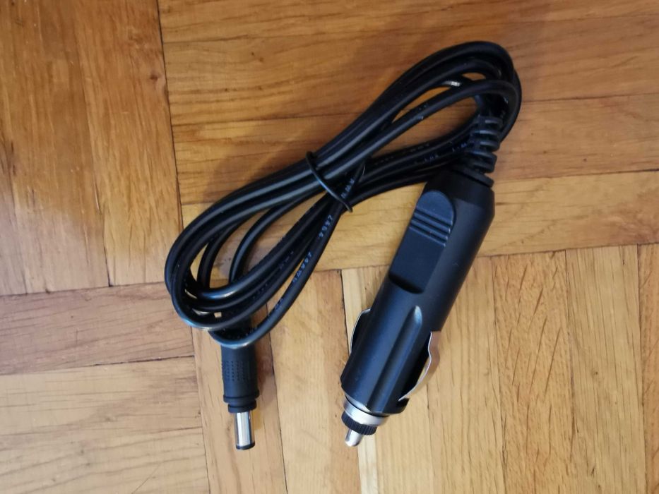 Nowa ładowarka samochodowa adapter