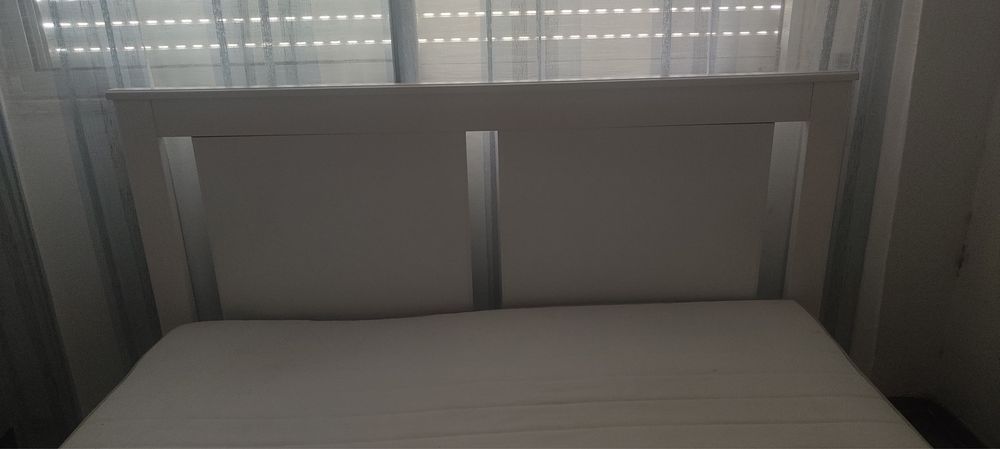 Cama IKEA Songesand 160x200 com arrumação (4 gavetões) em 2ª mão