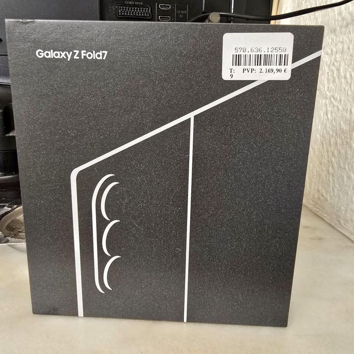 Samsung z fold 7 preto