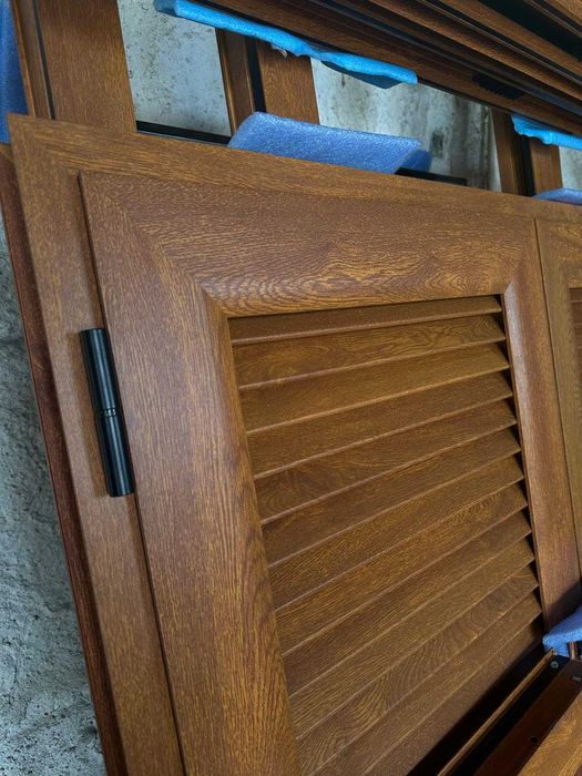 Porta e Fixo em Alumínio com Painelado – NOVOS