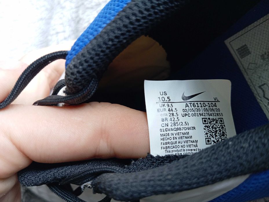 NIKE BUTY HALOWE  męskie tempo legend 8 róż. 44.6