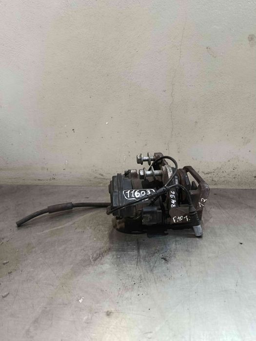 Pinça travão / maxila de travão trás direita BMW 5 (F10)