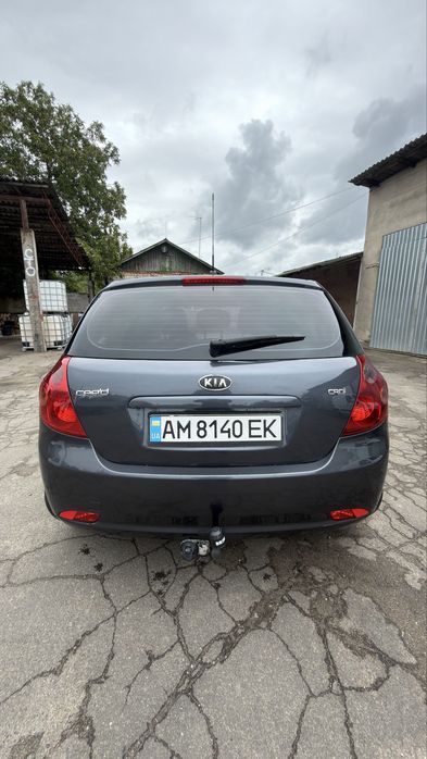 KIA ceed ( 1.6 дизель)