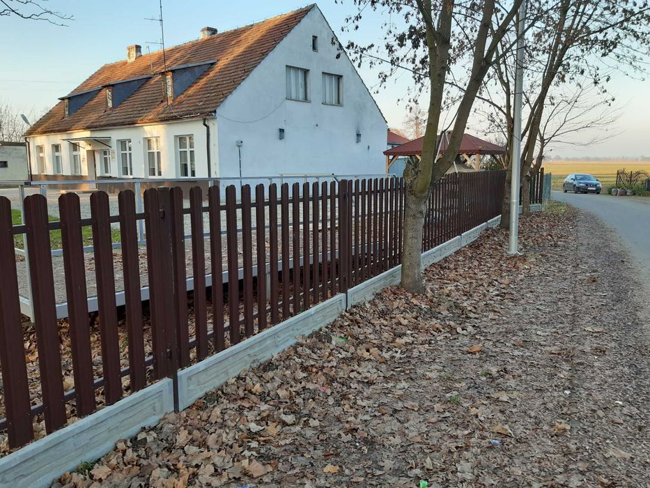 Metalowe sztachety ogrodzeniowe BUDMAT - Zainwestuj w spokój i wygodę!