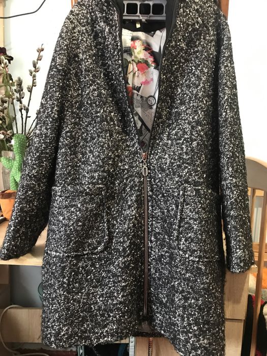 Пальто жіноче