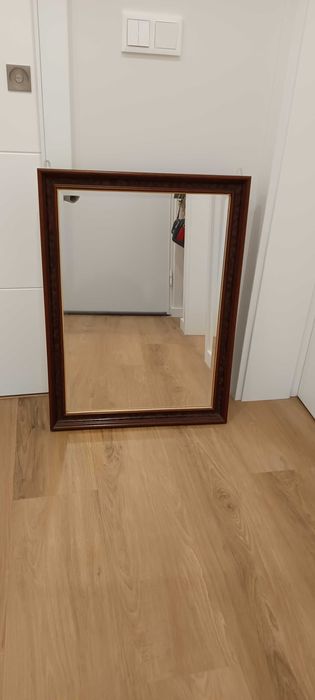 Espelho de Parede - Sofisticação e Beleza para sua casa!