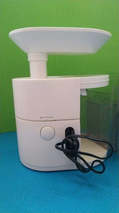 Соковижималка Braun Multipress MP80