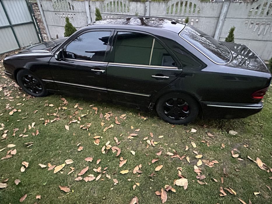 Mercedes-Benz E320 CDI W210 (2000) – Avantgarde, 3.2L Diesel, Automatic