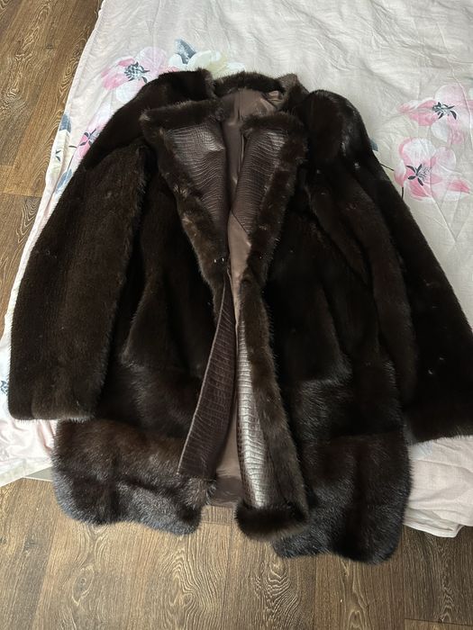 Натуральна норкова шуба