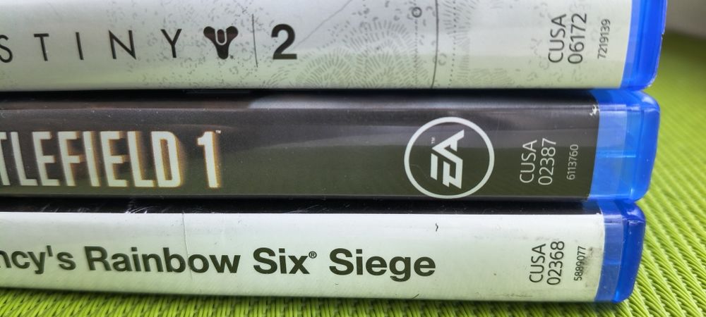 Battlefield 1 : Destiny 2 : Tom Clancy’s: Rainbow Six Siege. Цена за 3 диска.