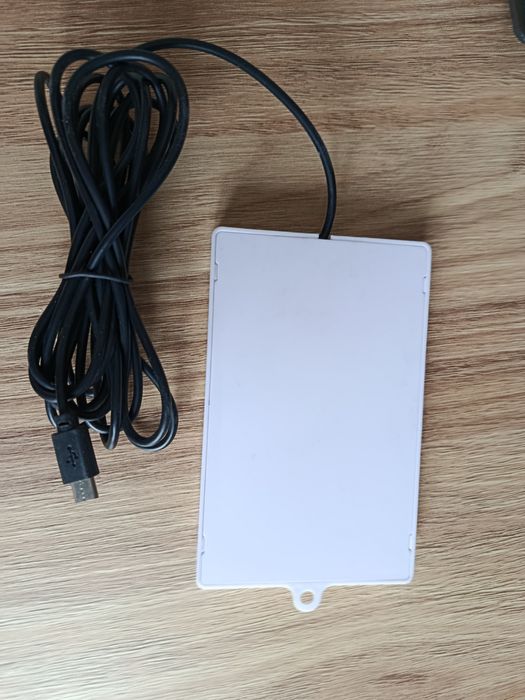 Солнечная  панель зарядка USB  для фонарей
