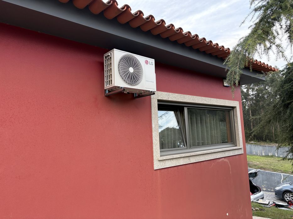 INSTALAÇÃO PROFISSIONAL DE AR CONDICIONADO