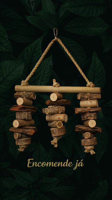 Brinquedos e Poleiros Personalizados para Aves
