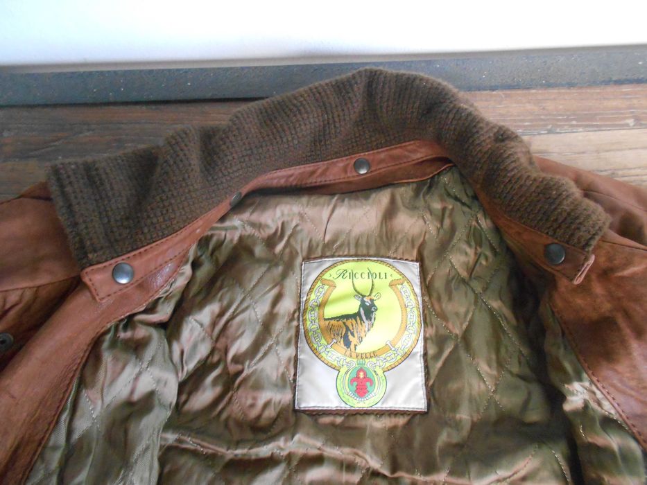 Casaco blusao pele genuina pouco uso fabricado Portugal Riccioli