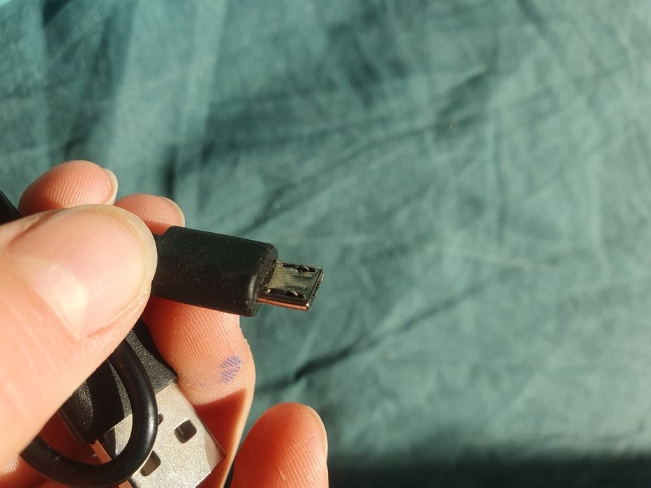 Бездротові навушники