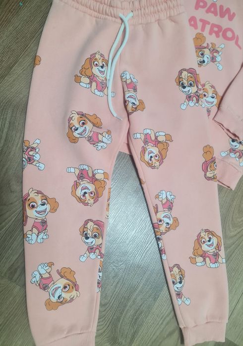 Костюм на флісі zara  Скай на дівчинку 128