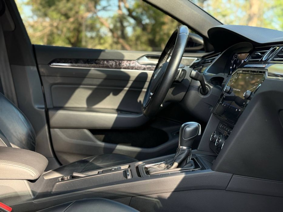 Volkswagen Arteon 2019 2.0L  Розгляну ОБМІН