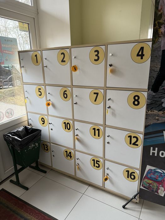 Шкафчики для сумок /камери  схову