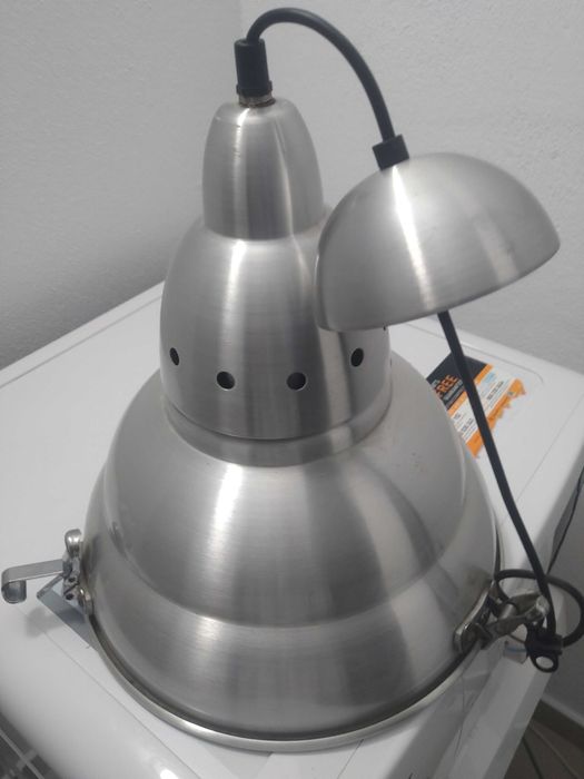 Candeeiro de quarto metalizado