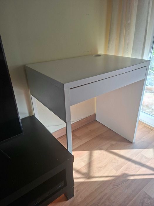 Secretária IKEA MICKE