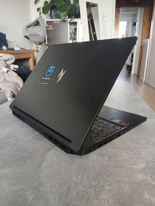 acer nitro v16  stan bdb