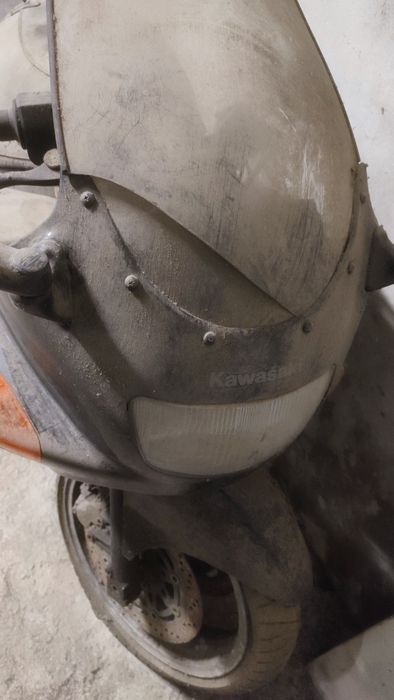 Kawasaki ZZR 600  para Restauro