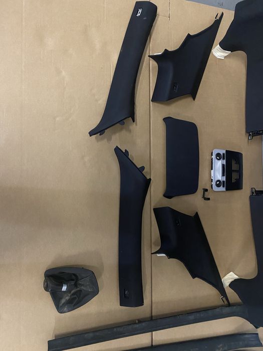 INTERIOR COM TETO/ TECTO PRETO MAIS ACESSÓRIOS BMW SÉRIE 3 E92 PACK M