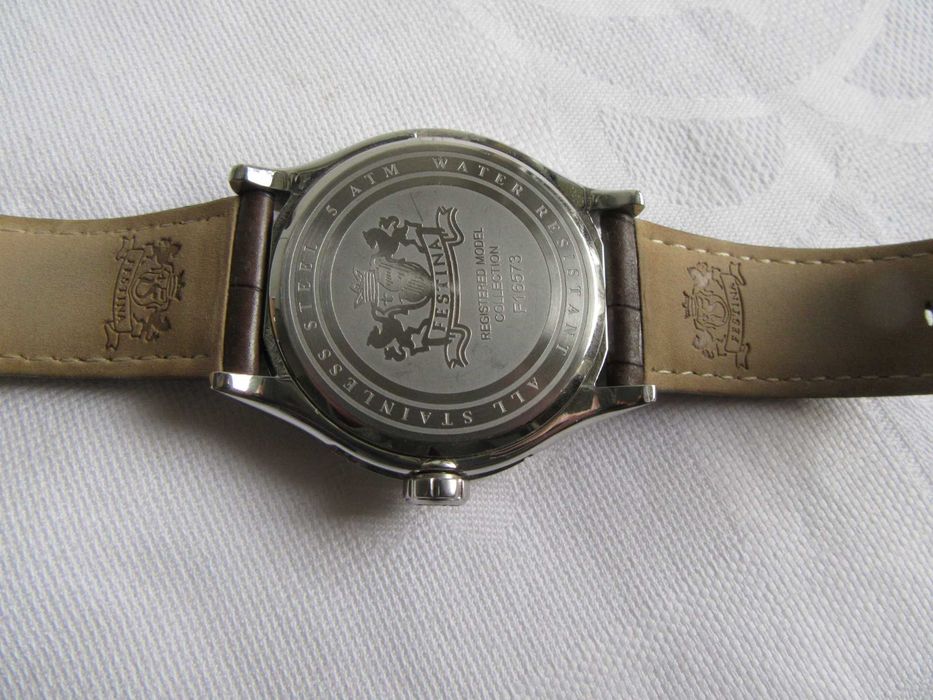 "FESTINA" (F16573) - Pouco uso - Bom estado