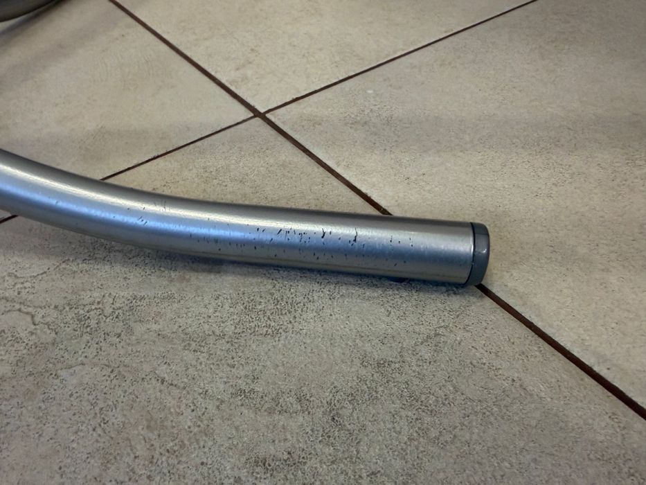 Кухонний стіл склянний