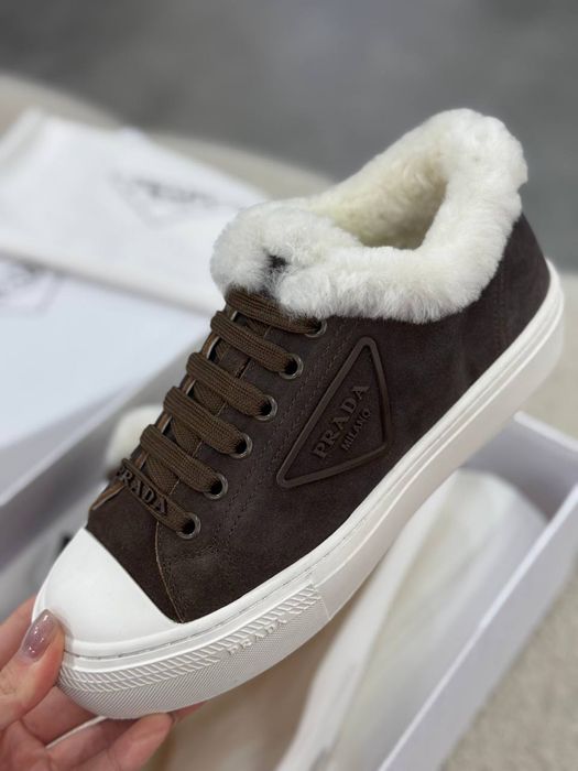 Кеди утеплені Prada В коробці  39 р  5100 грн