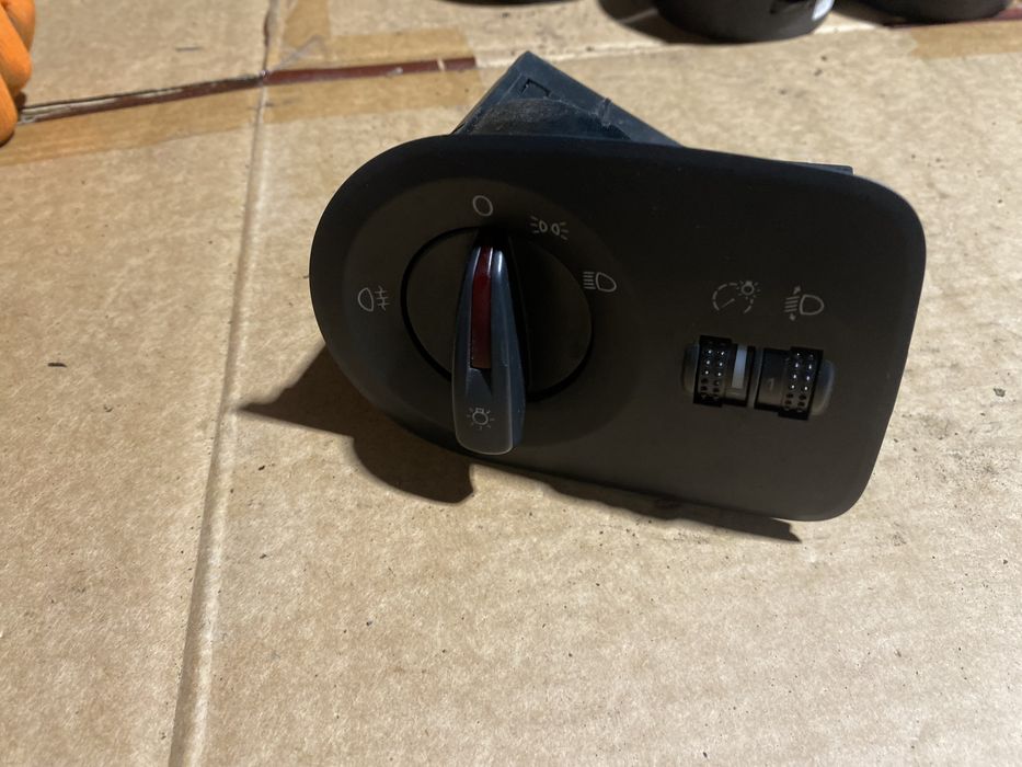 Vw seat skoda włącznik świateł przełącznik ładny stan sprawny