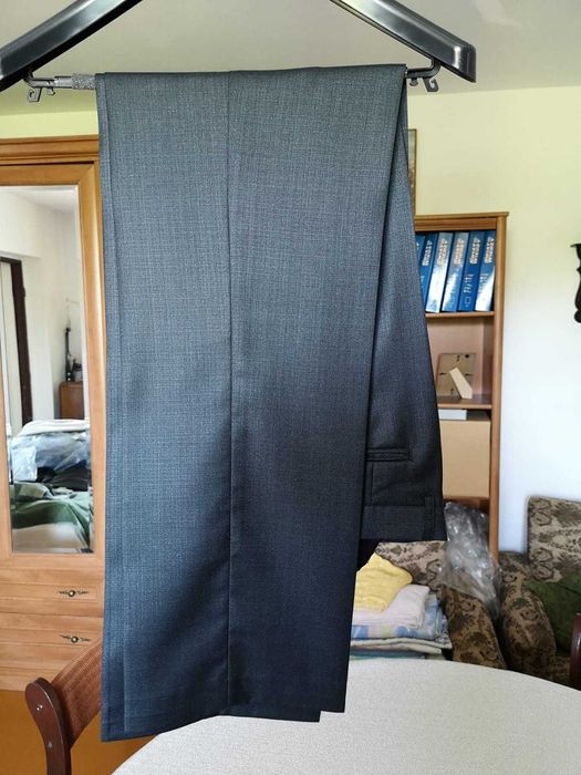 Garnitur męski nowy pas 82 cm.